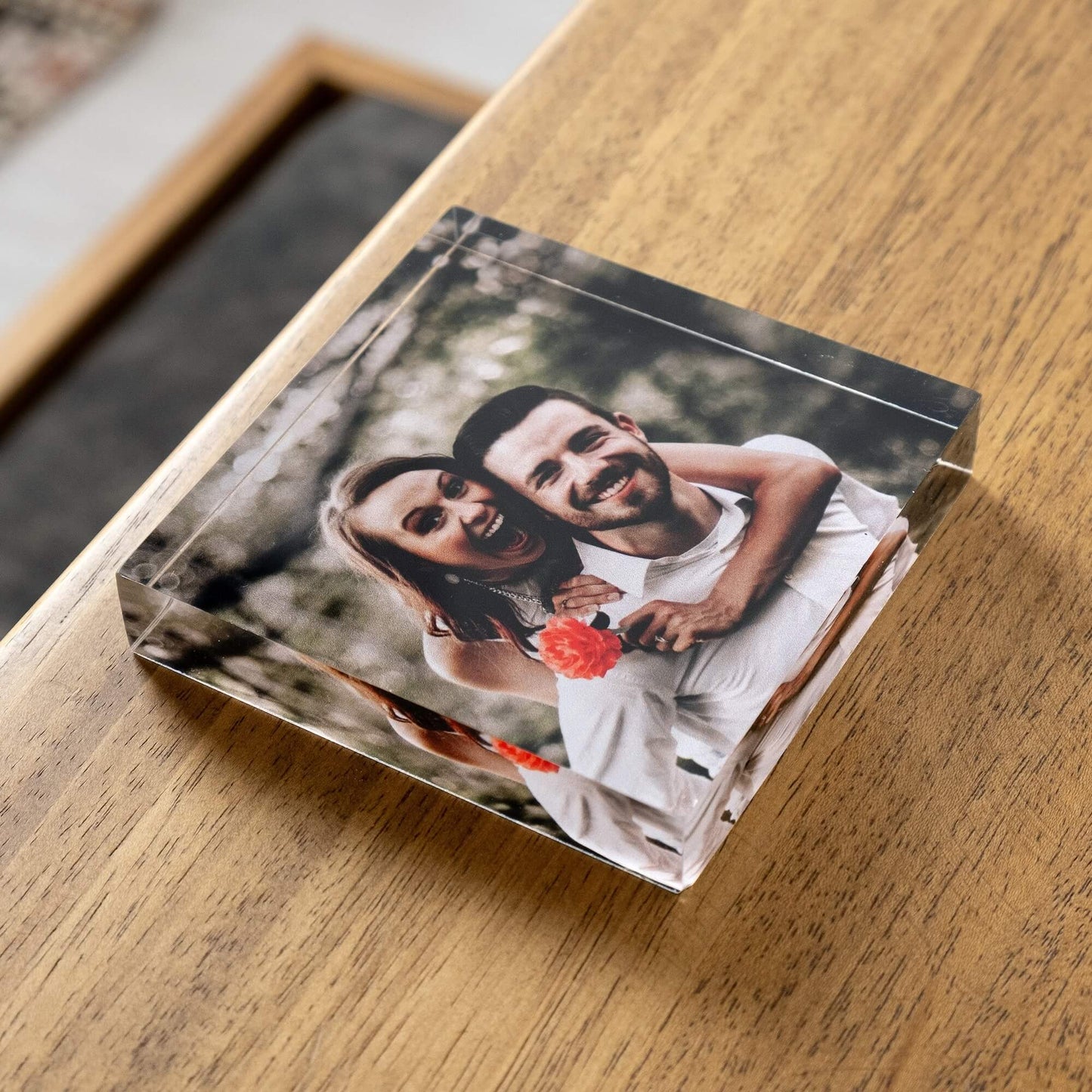 Acrylic Block Photo Frame Product 4x4in (10x10cm) with A Couple Picture Thickness View